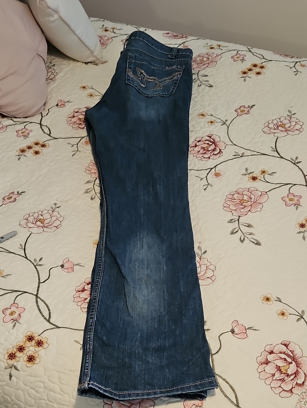 Women's Dark Blue Flare Jeans with Embroidered Back Pocket